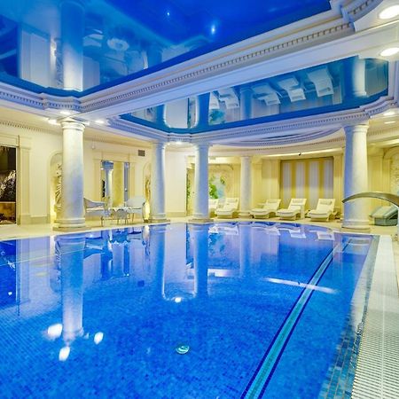 Palacyk Otrebusy Business & Spa Εξωτερικό φωτογραφία