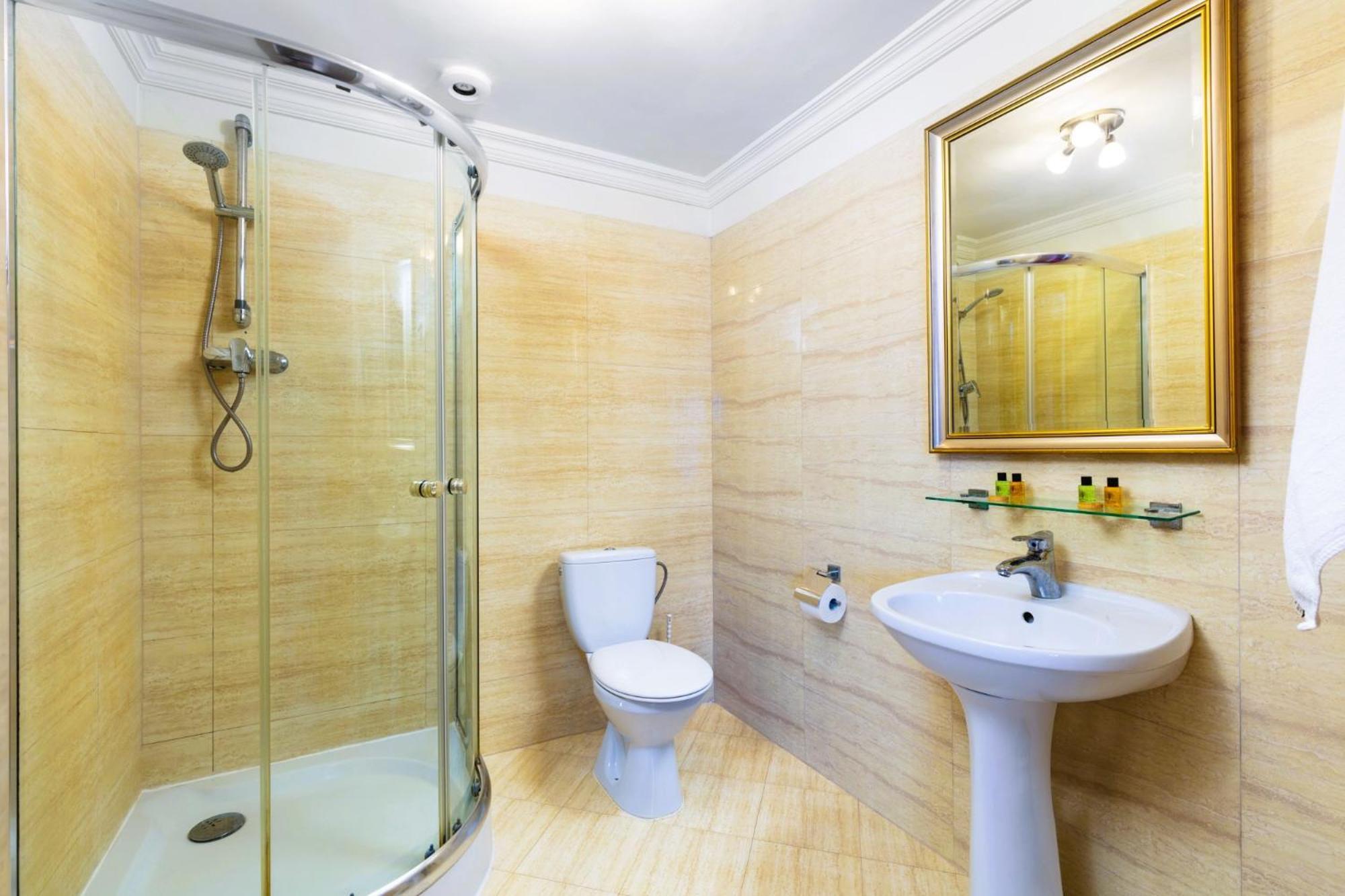 Palacyk Otrebusy Business & Spa Εξωτερικό φωτογραφία